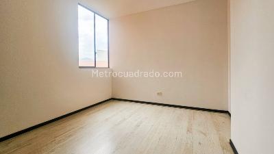 Apartamento de 2 alcobas en arriendo en La Inferior, Medellín, 130 m² · foto 5 de 16