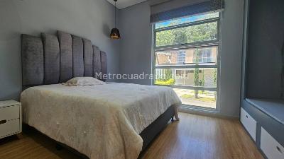 Casa de 4 alcobas en arriendo en La Sebastiana, Envigado, 221 m² · foto 7 de 20