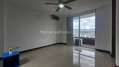 Apartamento de 3 alcobas en arriendo en Los Balsos, Medellín, 117 m² · foto 6 de 17