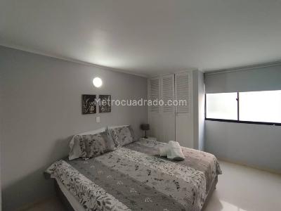 Apartamento de 3 alcobas en arriendo en Laureles, Medellín, 90 m² · foto 12 de 18