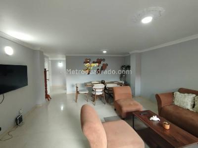 Apartamento de 3 alcobas en arriendo en Laureles, Medellín, 90 m² · foto 5 de 18