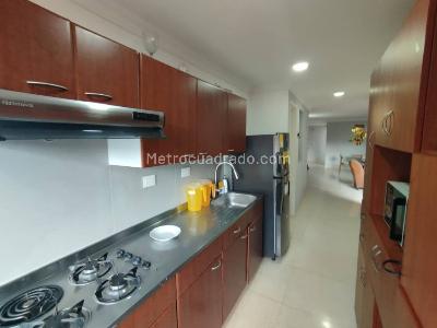 Apartamento de 3 alcobas en arriendo en Laureles, Medellín, 90 m² · foto 8 de 18