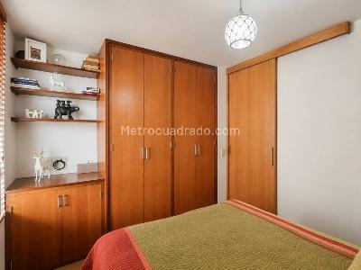 Apartamento de 2 alcobas en arriendo en Loma De Los Parra, Medellín, 110 m² · foto 12 de 16