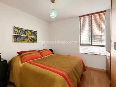 Apartamento de 2 alcobas en arriendo en Loma De Los Parra, Medellín, 110 m² · foto 13 de 16