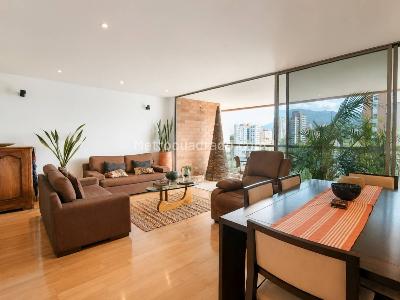 Apartamento de 2 alcobas en arriendo en Loma De Los Parra, Medellín, 110 m² · foto 3 de 16