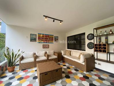 Apartamento de 3 alcobas en arriendo en Loma De Los Parra, Medellín, 180 m² · foto 3 de 20
