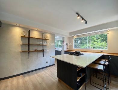 Apartamento de 3 alcobas en arriendo en Loma De Los Parra, Medellín, 180 m² · foto 11 de 20