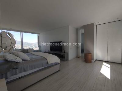Apartamento de 2 alcobas en venta en San Lucas, Medellín, 337 m² · foto 5 de 20