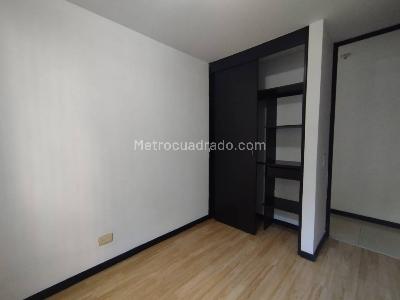 Apartamento de 2 alcobas en arriendo en Loma De Los Gonzalez, Medellín, 110 m² · foto 4 de 15