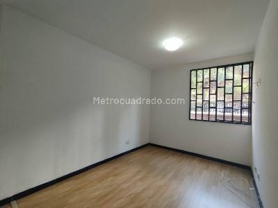 Apartamento de 2 alcobas en arriendo en Loma De Los Gonzalez, Medellín, 110 m² · foto 5 de 15
