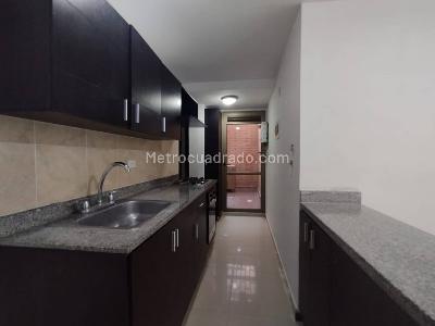 Apartamento de 2 alcobas en arriendo en Loma De Los Gonzalez, Medellín, 110 m² · foto 9 de 15