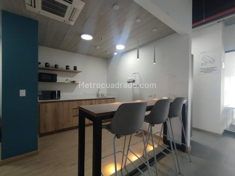 Oficina en Arriendo, Loma Del Campestre, Medellín - Vista 3