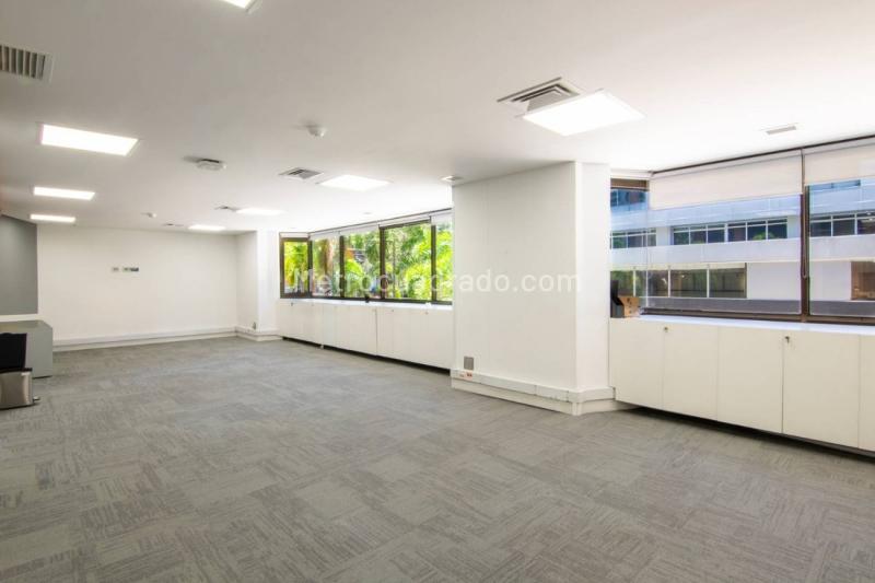 Oficina en Arriendo, Milla De Oro, Medellín - Vista 2