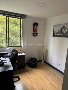 Apartamento de 2 alcobas en venta en Loma De Los Gonzalez, Medellín, 69 m² · foto 18 de 20