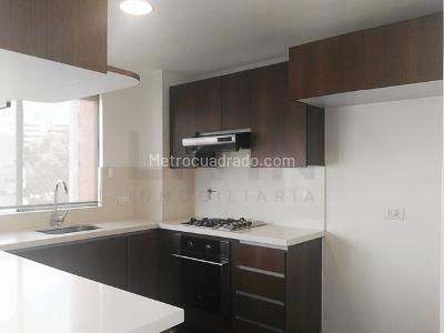 Apartamento de 2 alcobas en arriendo en Santa Maria De Los Angeles, Medellín, 115 m² · foto 3 de 13