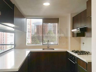 Apartamento de 2 alcobas en arriendo en Santa Maria De Los Angeles, Medellín, 115 m² · foto 5 de 13