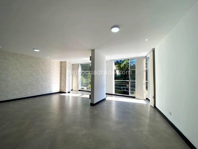 Casa – Medellín, El Poblado - Más