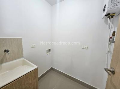 Apartamento de 2 alcobas en arriendo en Loma Del Indio, Medellín, 81 m² · foto 16 de 16