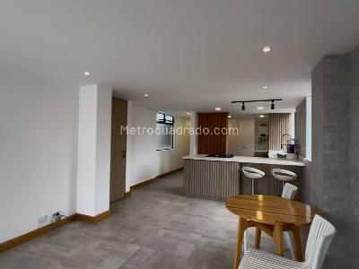 Apartamento en venta en El Portal, Envigado · foto 2 de 8