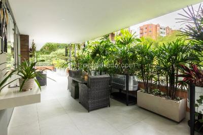 Apartamento en venta en Castropol, Medellín · foto 2 de 20