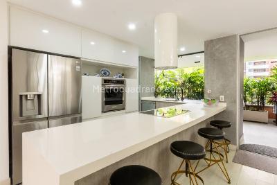 Apartamento en venta en Castropol, Medellín · foto 10 de 20