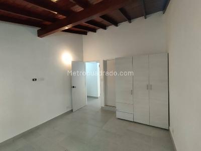 Apartaestudio en arriendo en Laureles, Medellín · foto 6 de 8