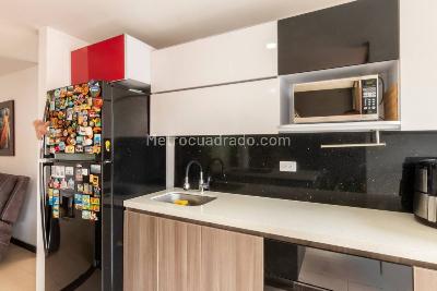 Apartamento en venta en Loma Del Indio, Medellín · foto 10 de 20