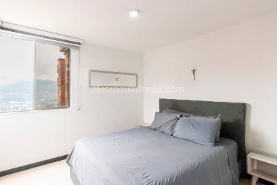 Apartamento en venta en Loma Del Indio, Medellín · foto 11 de 20