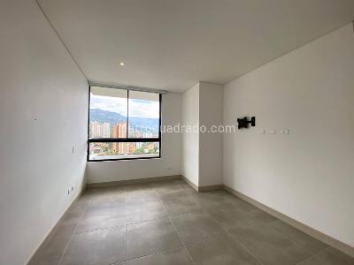 Apartaestudio en arriendo en Loma De Los Gonzalez, Medellín · foto 11 de 16