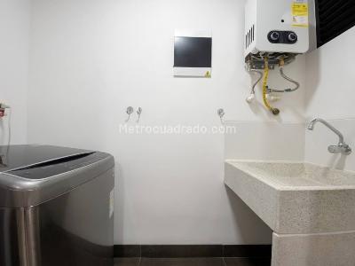 Apartaestudio en arriendo en Loma De Los Gonzalez, Medellín · foto 16 de 16