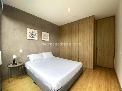 Apartamento de 2 alcobas en arriendo en Loma De Los Parra, Medellín, 97 m² · foto 10 de 17