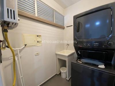 Apartamento de 2 alcobas en arriendo en Loma De Los Parra, Medellín, 97 m² · foto 16 de 17