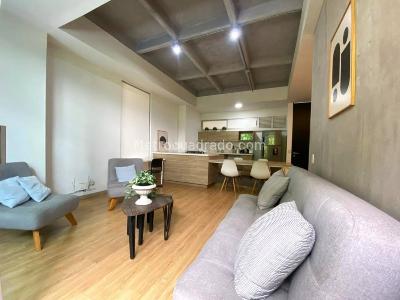 Apartamento de 2 alcobas en arriendo en Loma De Los Parra, Medellín, 97 m² · foto 2 de 17