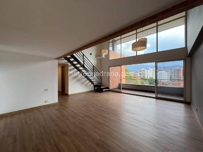 Apartamento de 3 alcobas en arriendo en Los Balsos, Medellín, 200 m² · foto 5 de 16