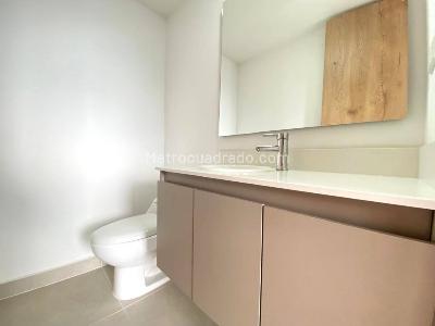 Apartamento de 1 alcoba en arriendo en Loma Del Indio, Medellín, 45 m² · foto 16 de 18