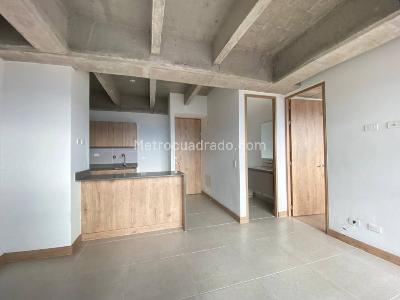 Apartamento de 1 alcoba en arriendo en Loma Del Indio, Medellín, 45 m² · foto 5 de 18