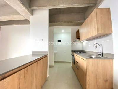 Apartamento de 1 alcoba en arriendo en Loma Del Indio, Medellín, 45 m² · foto 8 de 18