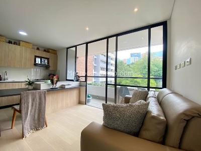 Apartamento de 1 alcoba en arriendo en Loma De Los Gonzalez, Medellín, 49 m² · foto 4 de 20