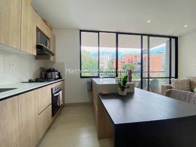 Apartamento de 1 alcoba en arriendo en Loma De Los Gonzalez, Medellín, 49 m² · foto 7 de 20