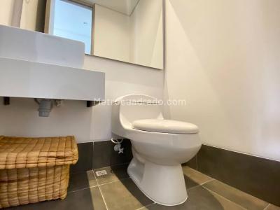 Apartamento de 1 alcoba en arriendo en Loma De Los Gonzalez, Medellín, 49 m² · foto 13 de 20