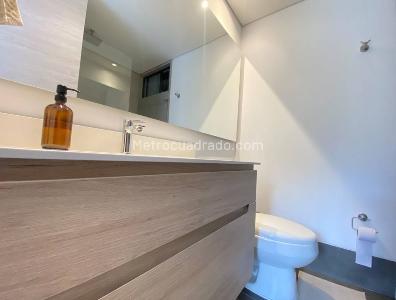 Apartamento de 1 alcoba en arriendo en Loma De Los Gonzalez, Medellín, 49 m² · foto 14 de 20