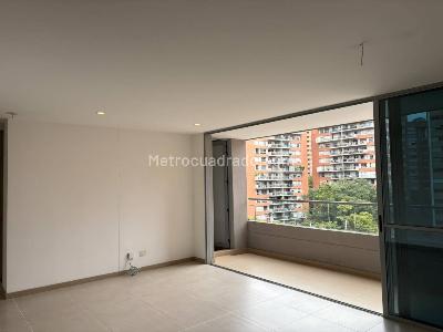 Apartamento de 3 alcobas en venta en Los Balsos, Medellín, 108 m² · foto 2 de 14