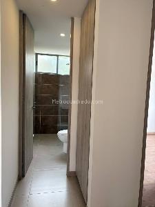 Apartamento de 3 alcobas en venta en Los Balsos, Medellín, 108 m² · foto 13 de 14