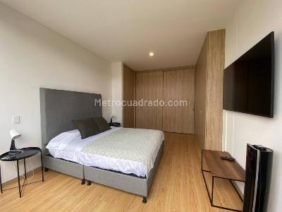 Apartamento de 2 alcobas en arriendo en Loma De Los Parra, Medellín, 97 m² · foto 13 de 20