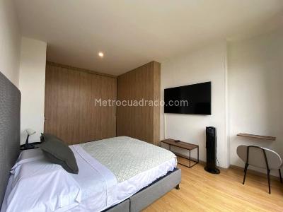 Apartamento de 2 alcobas en arriendo en Loma De Los Parra, Medellín, 97 m² · foto 14 de 20