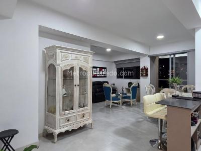 Apartamento en arriendo en Envigado, Envigado · foto 2 de 14