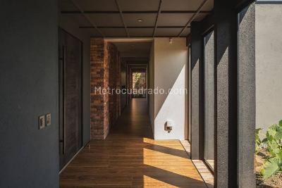 Apartamento de 3 alcobas en venta en Las Palmas, Medellín, 450 m² · foto 16 de 20
