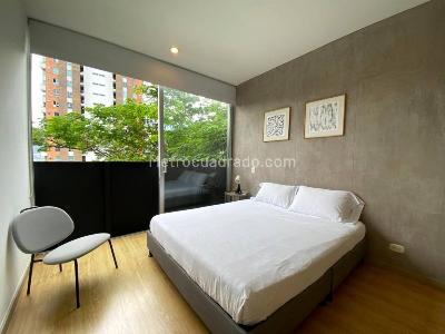 Apartamento de 2 alcobas en arriendo en Loma De Los Parra, Medellín, 97 m² · foto 11 de 17