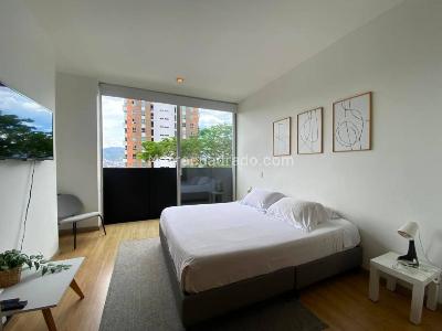Apartamento de 2 alcobas en arriendo en Loma De Los Parra, Medellín, 97 m² · foto 8 de 17