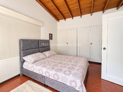 Apartamento de 3 alcobas en venta en Laureles, Medellín, 150 m² · foto 8 de 10